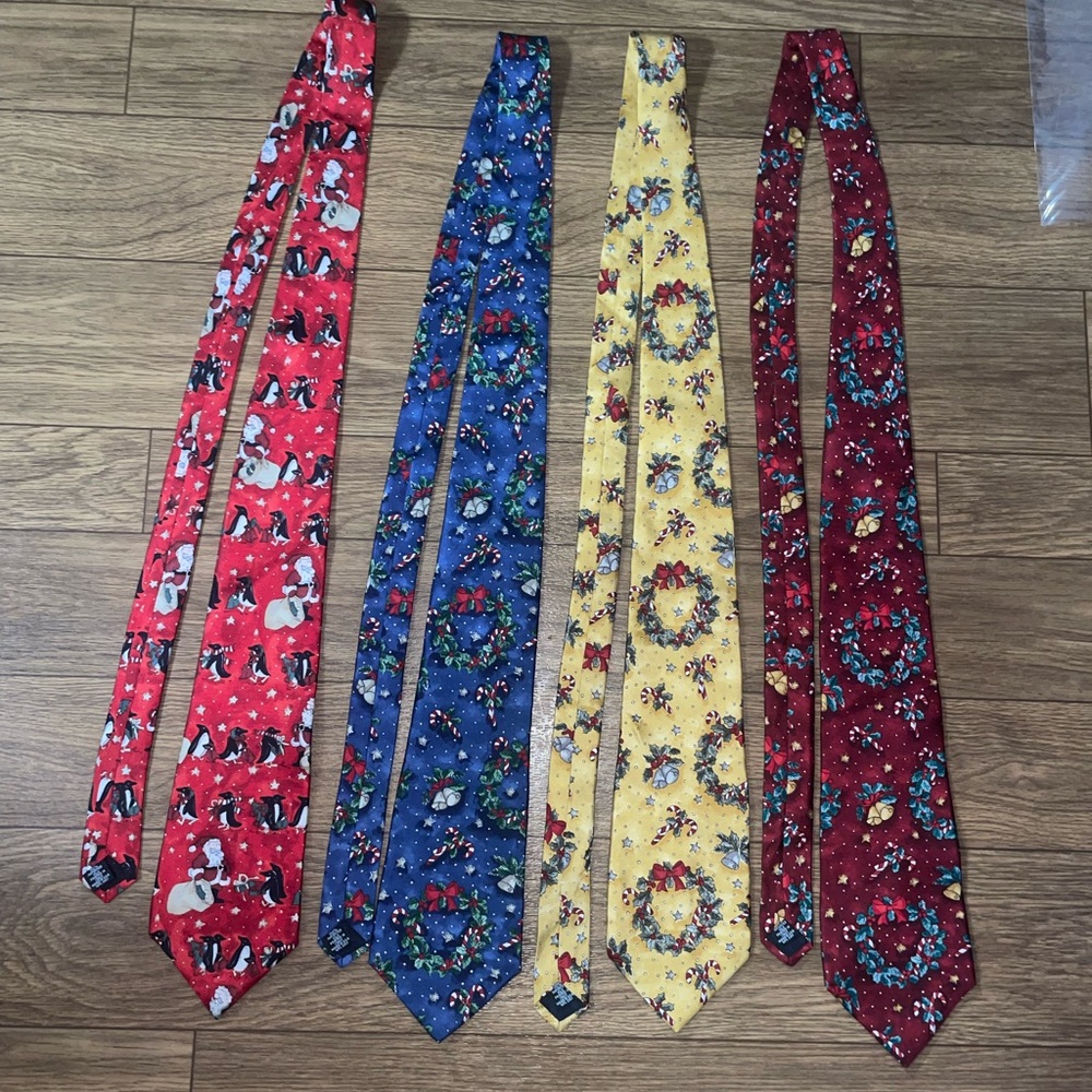 Palatina lot of 4 Christmas Ties 100% Silk unique festive